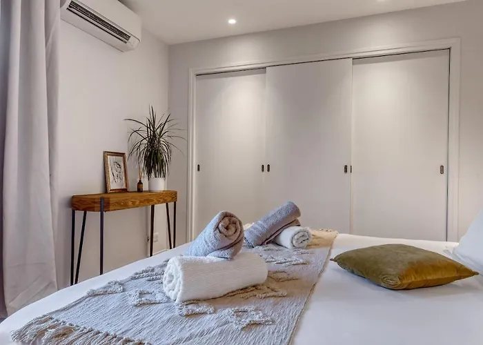 Maison De Charme - Vues Montagnes - エクスレバン